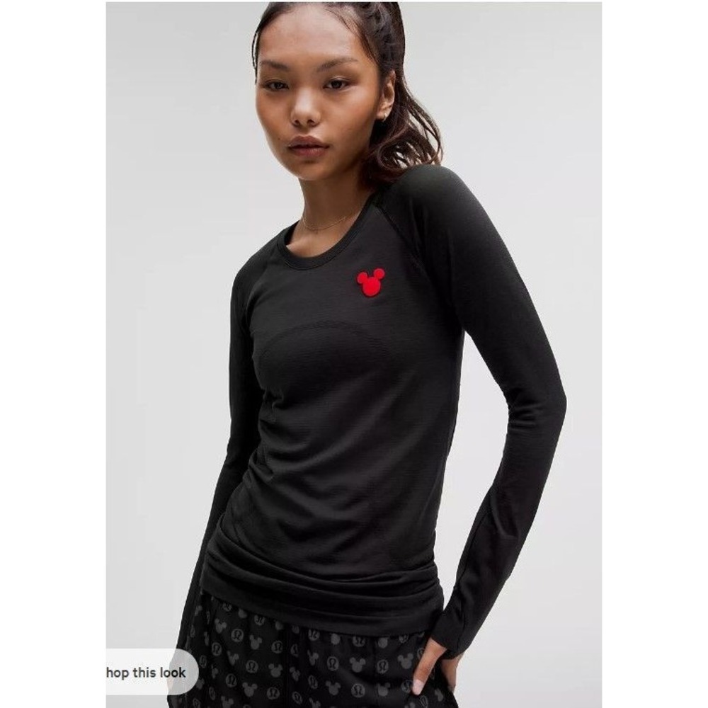 163-Lululemon-Disney x Swiftly Tech Long-Sleeve Shirt 2.0 Hip Length-Black